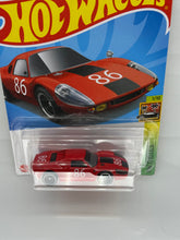 Load image into Gallery viewer, Hot Wheels Porsche 904 Carrera GTS

