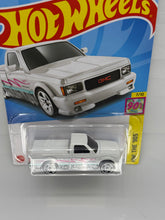 Load image into Gallery viewer, Hot Wheels &#39;91 GMC Syclone
