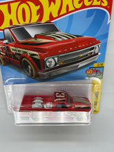 Load image into Gallery viewer, Hot Wheels &#39;67 Chevy C10
