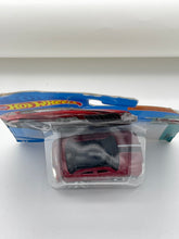 Load image into Gallery viewer, Hot Wheels Chrysler 300C (Short Card)
