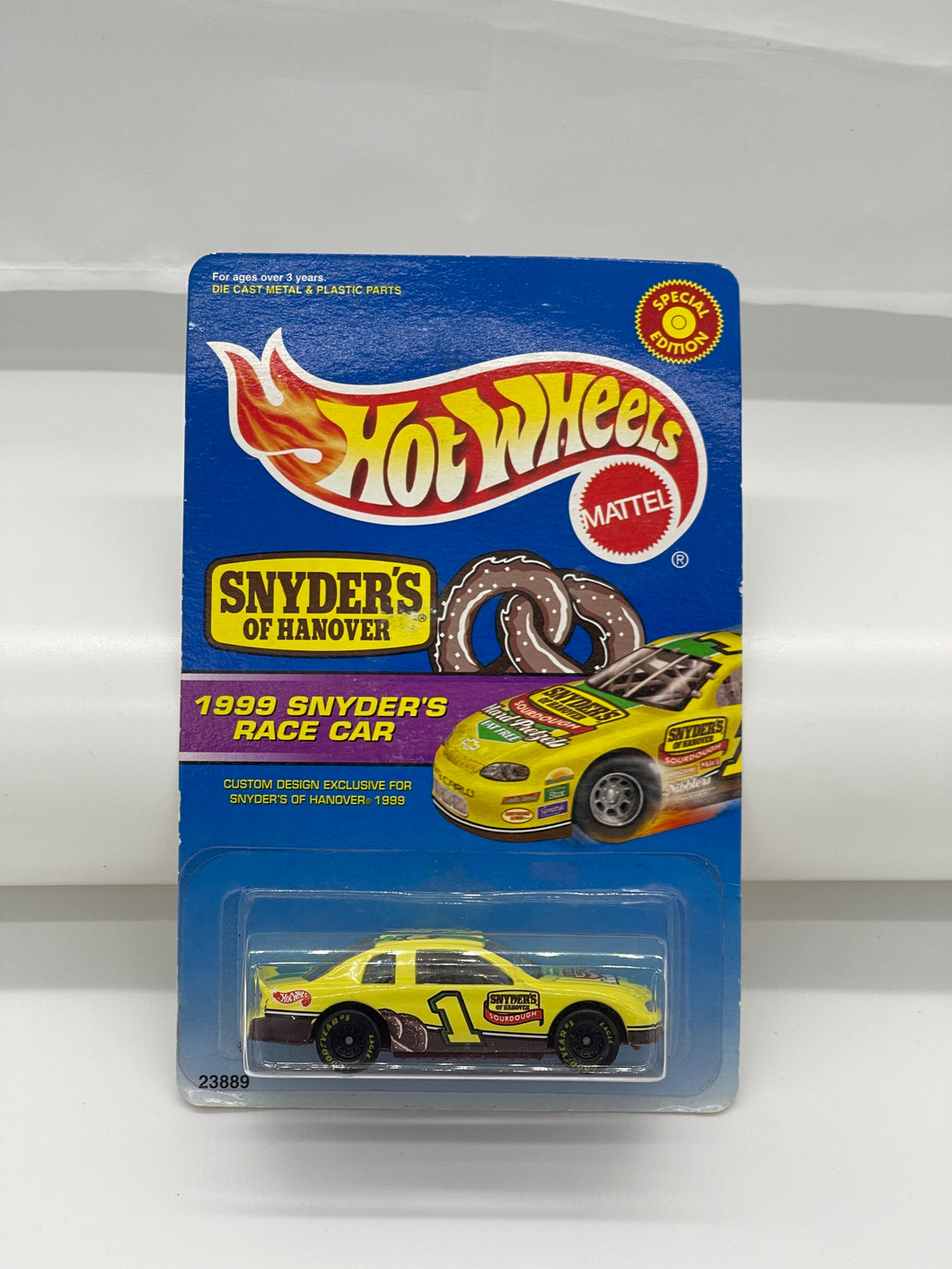 Hot Wheels 1999 Snyder’s Race Car