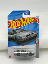 Load image into Gallery viewer, Hot Wheels DMC Delorean (Treasure Hunt)
