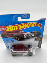 Load image into Gallery viewer, Hot Wheels Bon Shaker (Red)
