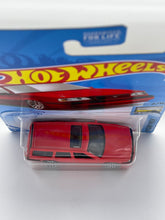 Load image into Gallery viewer, Hot Wheels Volvo 850 Estate (Red)
