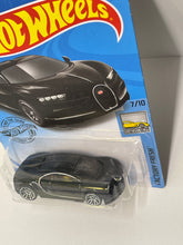 Load image into Gallery viewer, Hot Wheels ‘16 Bugatti Chiron (Black)
